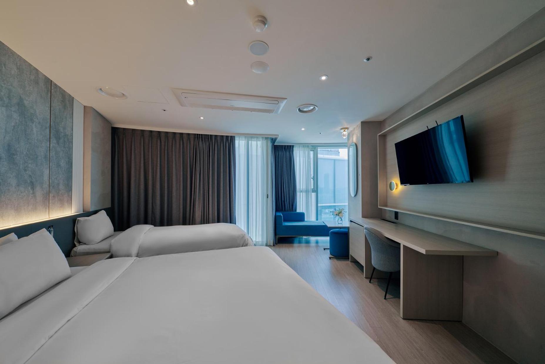Hotel Aqua Palace Пусан Екстериор снимка